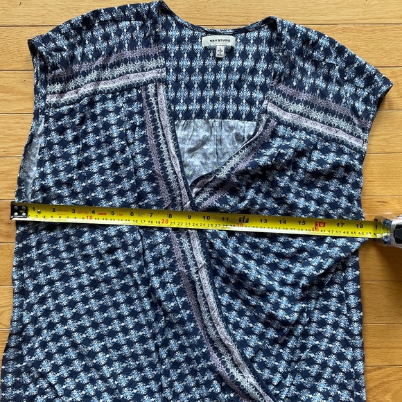 Max Studio Printed Faux-Wrap Sleeveless Blouse - Picture 11 of 12